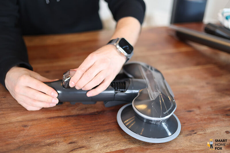 Samsung Spinning Sweeper: Frischwassertank